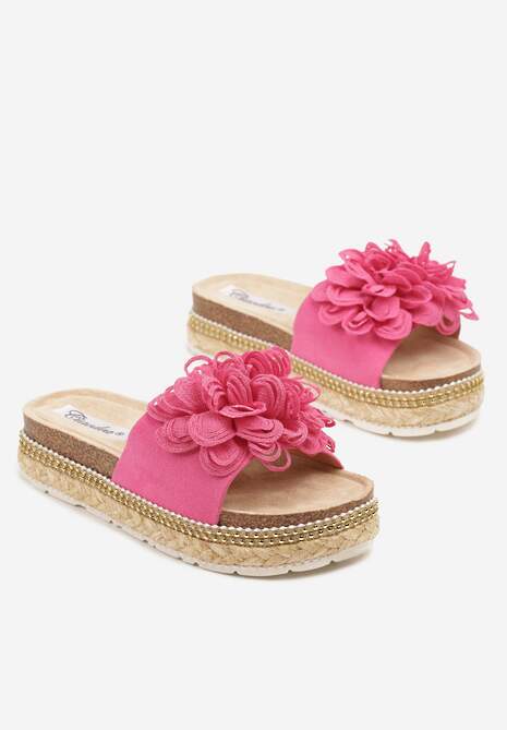 Fuksjowe Klapki na Niskiej Platformie z Ozdobną Aplikacją z Kwiatem Soprine