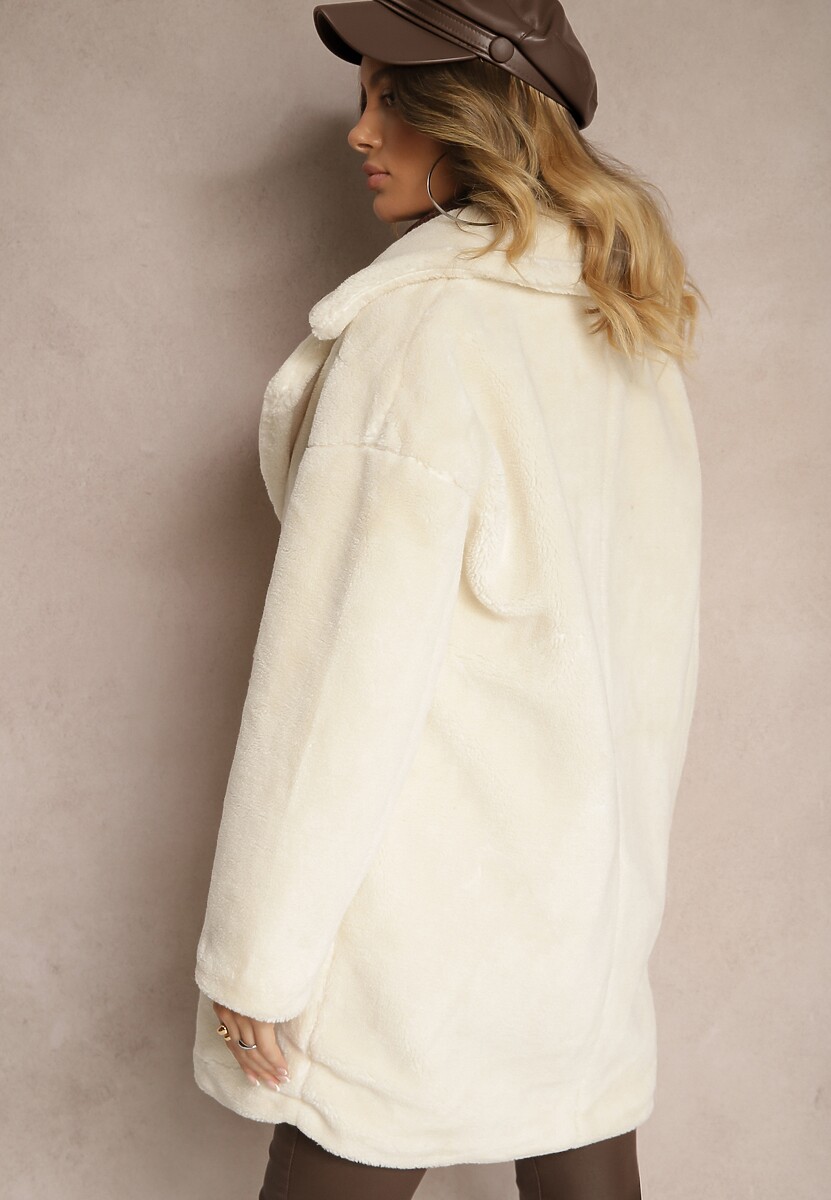 Jasnobeżowy Dwurzędowy Płaszcz Futrzany o Długim Kroju Typu Teddy Malwika