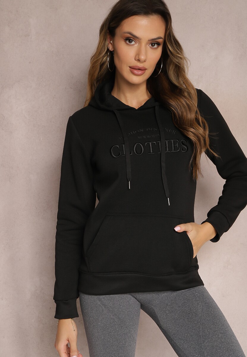 Czarna Ocieplana Bluza z Haftem i Kapturem Ieliana