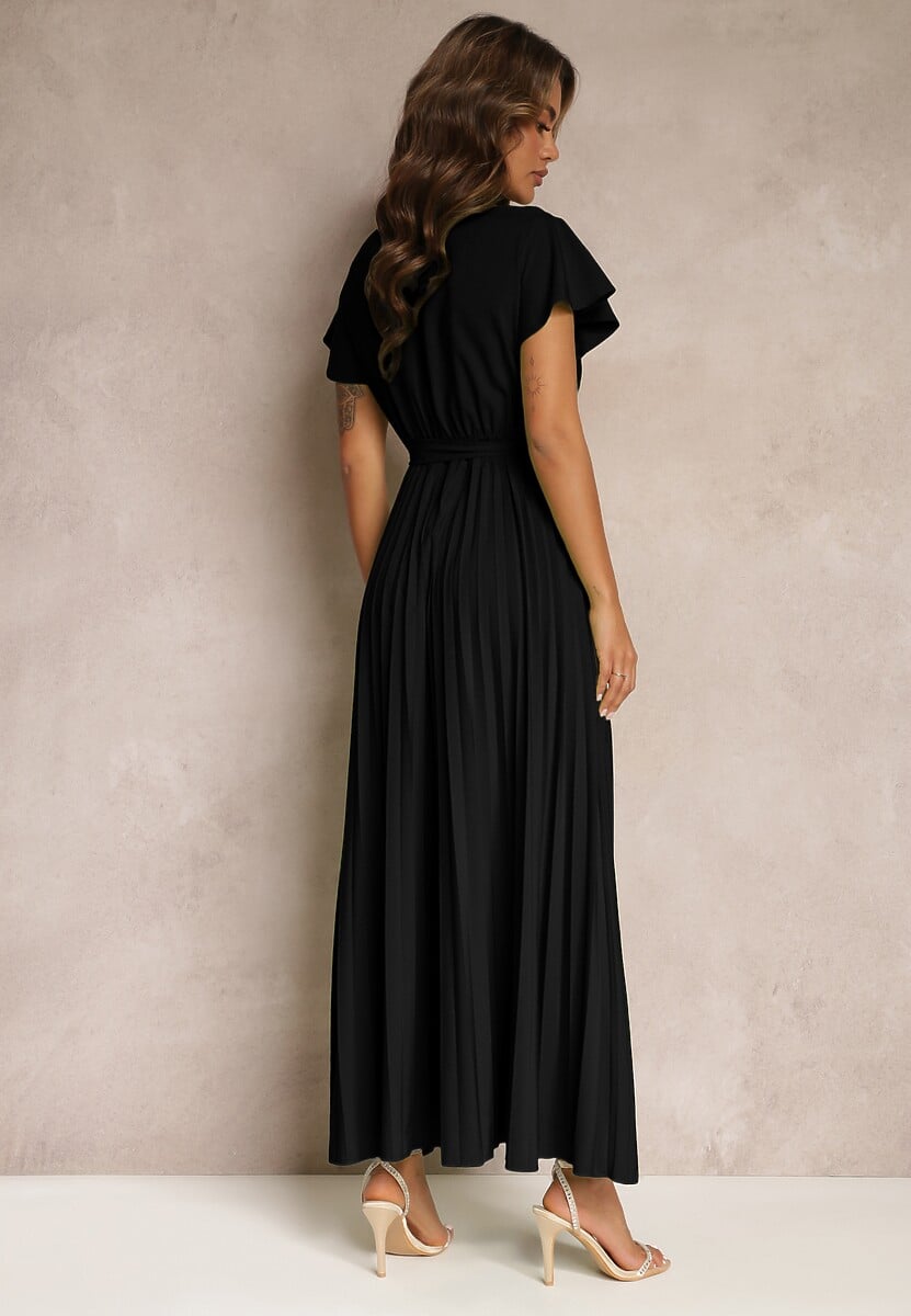 Czarna Koktajlowa Maxi Sukienka Ozdobiona Plisami z Trójkątnym Dekoltem i Wiązaniem w Talii Phoelia