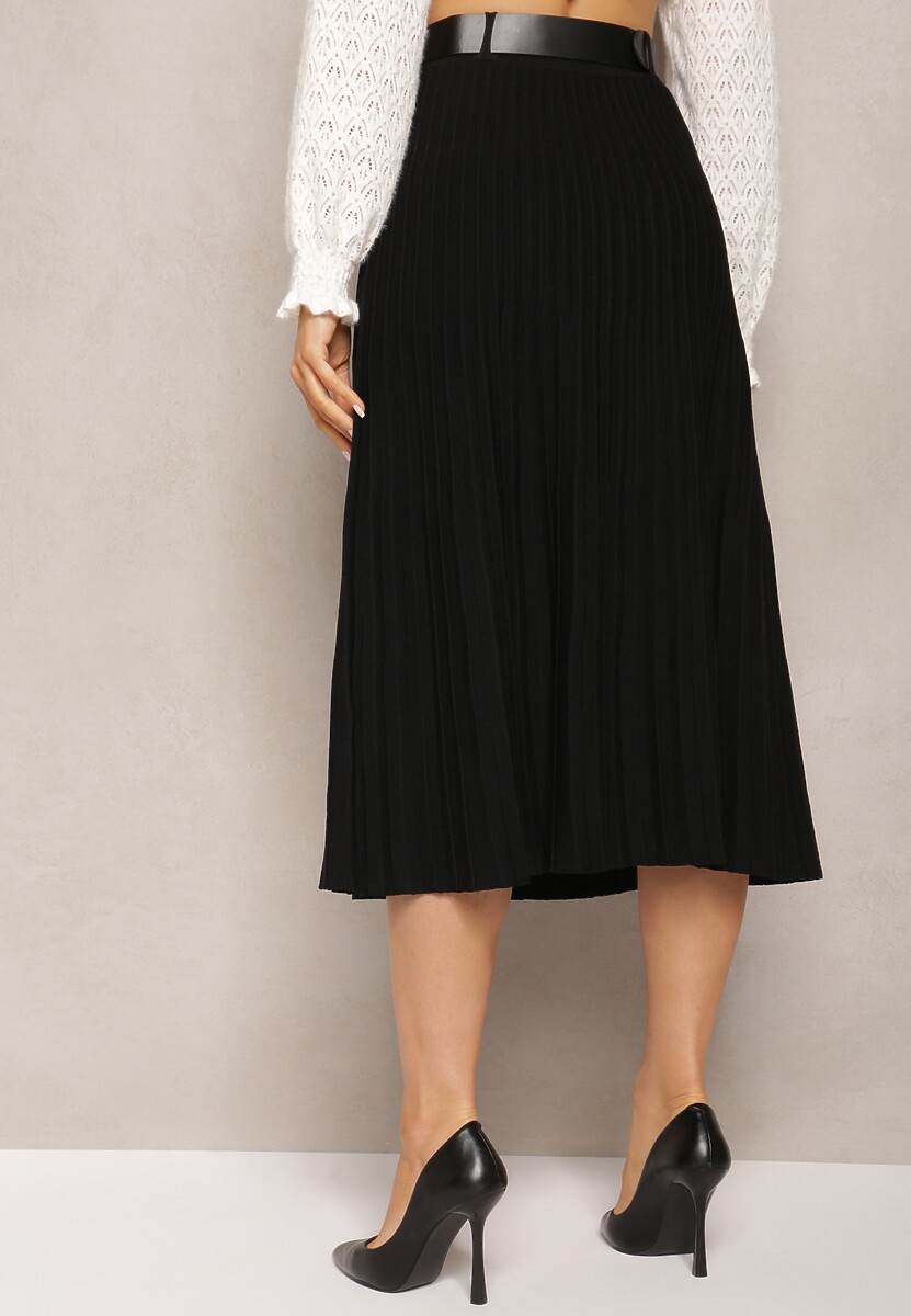 Czarna Midi Plisowana Spódnica z Gumką w Pasie i Paskiem z Ekoskóry Juara