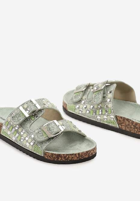 Zielone Płaskie Klapki z Imitacji Skóry z Klamrami Ozdobione Cyrkoniami i Kamykami Allenda