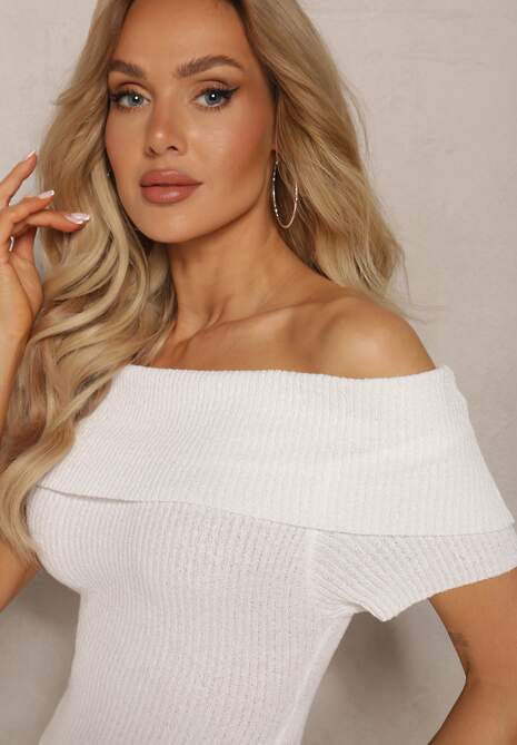 Biały Dopasowany Kombinezon z Elastycznego Materiału z Hiszpańskim Dekoltem Pharasia