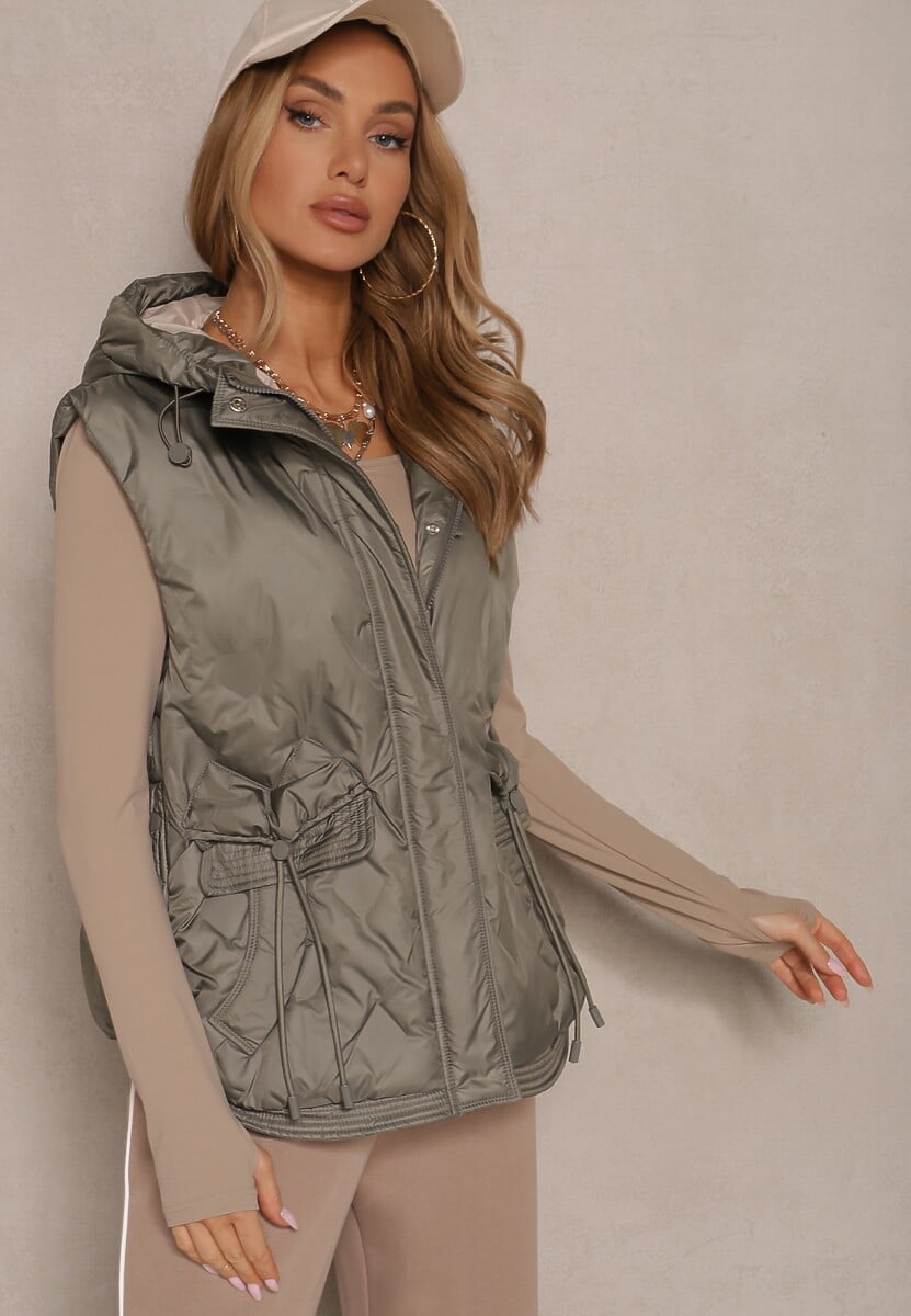 Zielona Kamizelka z Kapturem Ozdobiona Pikowaniem i Klapami Daviliane