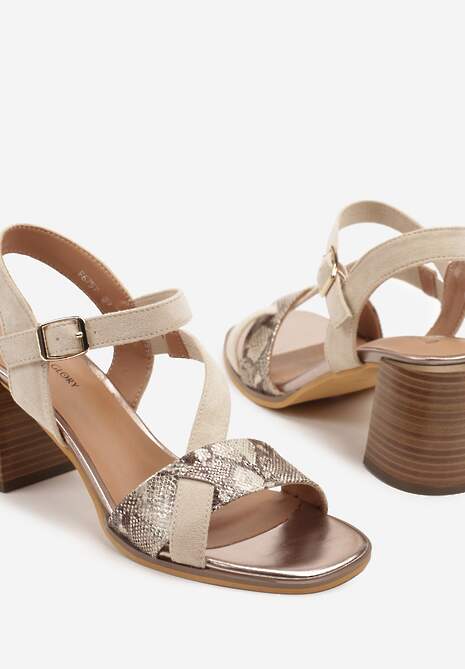 Beżowe Sandały na Słupku Ozdobione Paskami z Tłoczeniem Onellia