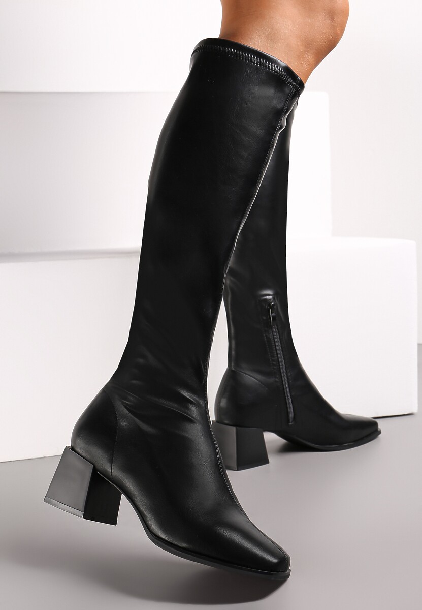 Czarne Kozaki na Geometrycznym Słupku z Kwadratowym Noskiem Brikalona