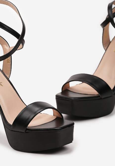 Czarne Wysokie Sandały na Klepsydrowym Obcasie i Platformie Adrianca