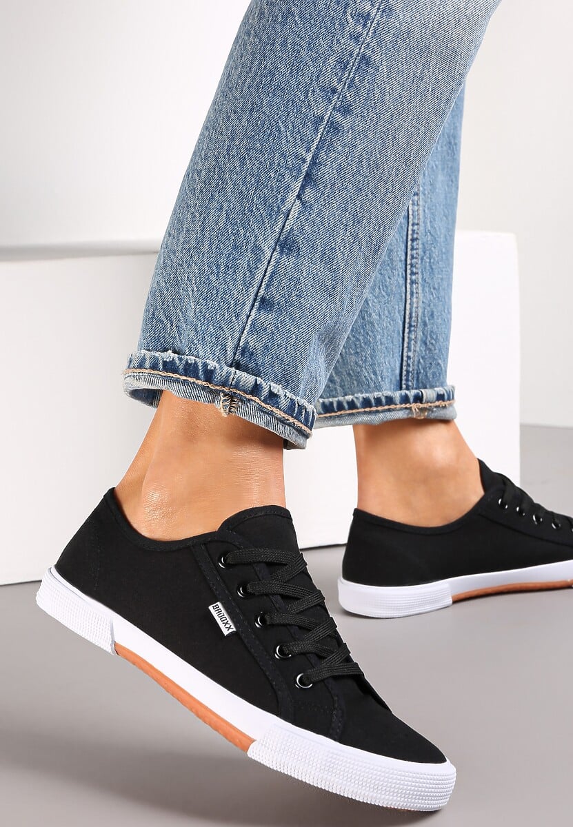 Czarne Tenisówki Zdobione Przeszyciami Rhaerose