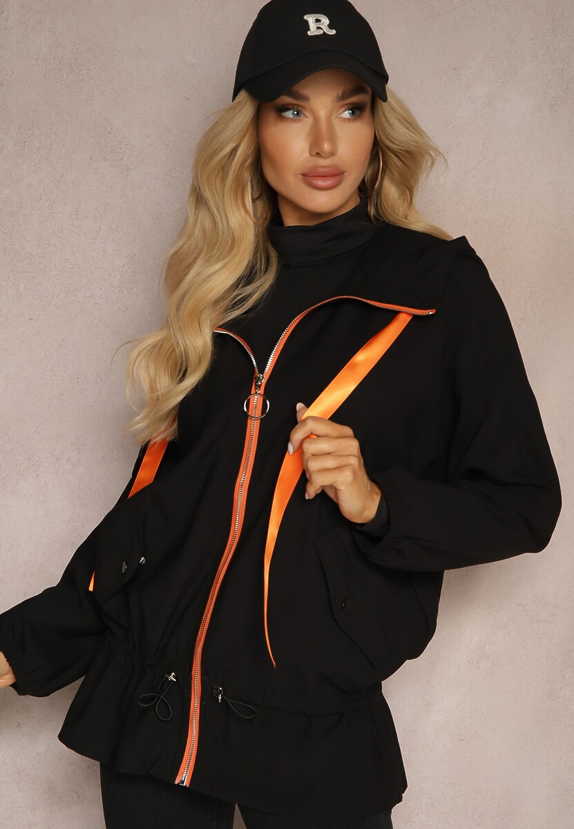 Biała Kurtka z Dodatkiem Bawełny Ozdobiona Wstążkami z Kapturem i Ściągaczami Valentis