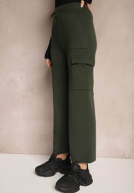 Ciemnozielone Szerokie Spodnie Dzianinowe z Gumką w Pasie i Kieszeniami Emithlera