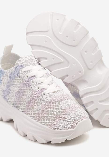 Biało-Niebieskie Sneakersy Ozdobione Siateczką Toliselle