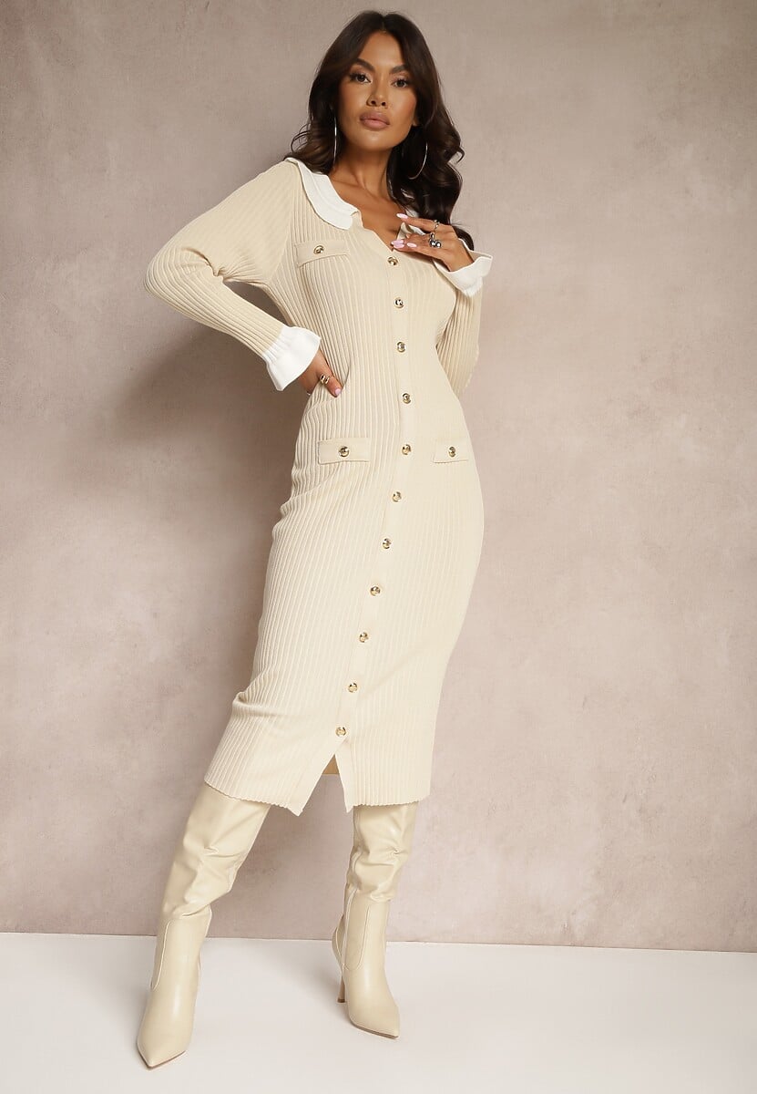 Beżowa Sukienka Sweterkowa Prążkowana z Wiskozą Guzikami Falbankami i Kołnierzykiem Rinneta