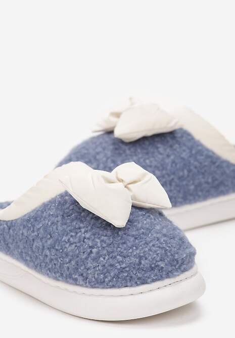 Niebieskie Kapcie z Futrzanego Kożuszka z Kokardką Hilusa
