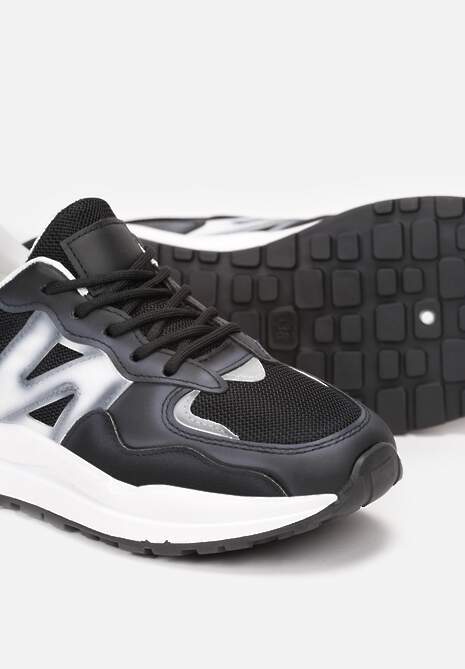 Czarne Sneakersy Przed Kostkę Zdobione Przeszyciami Flallesi