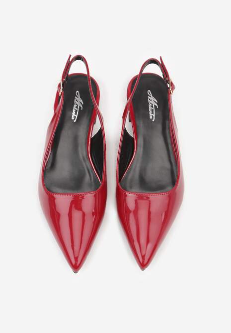 Bordowe Sandały Lakierowane na Płaskiej Podeszwie z Ozdobnym Paskiem Delaniael