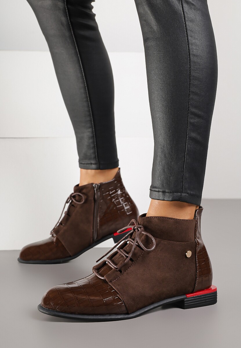 Czarne Botki Vices ze Sznurowaną Cholewką Uzvila