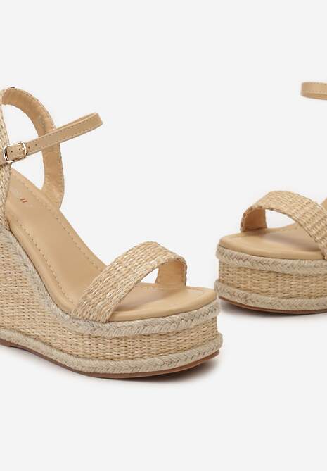 Beżowe Sandały z Plecionki na Koturnie ze Sprzączką Odira