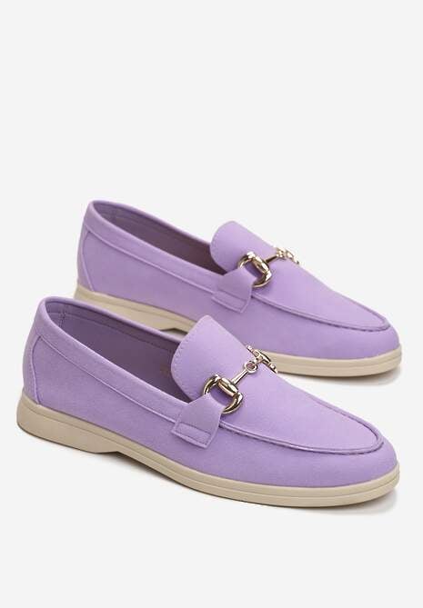 Fioletowe Mokasyny na Płaskiej Podeszwie z Przeszyciami i Ozdobną Klamerką Alenor