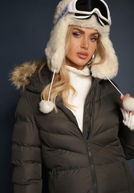 Ciemnozielona Kurtka Zimowa z Pikowanymi Przeszyciami i Kapturem z Futrem Alirina