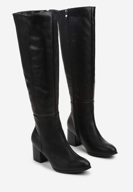 Czarne Kozaki Vices na Słupku Sedvire