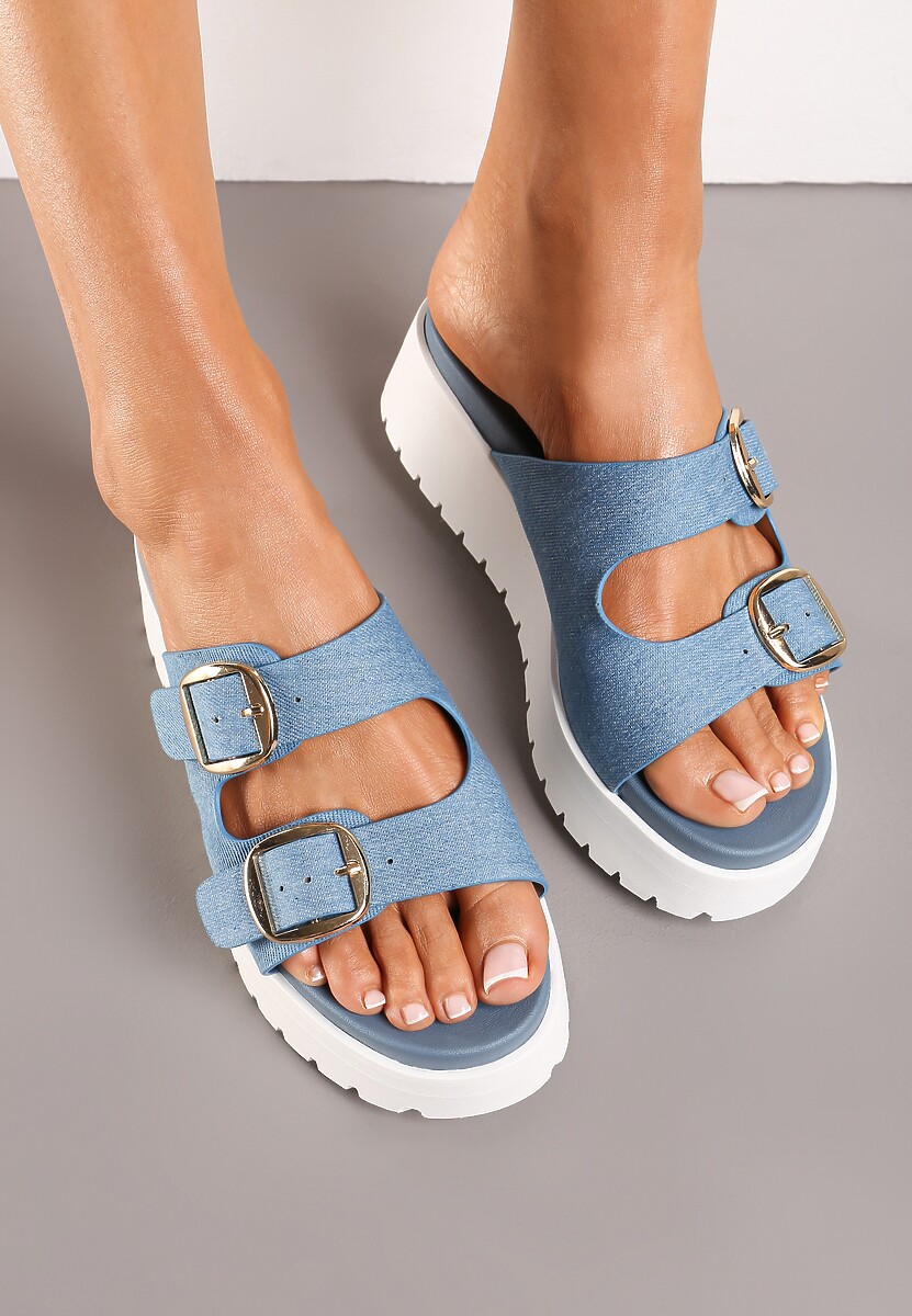 Niebieskie Klapki z Dwiema Sprzączkami na Koturnie i Niskiej Platformie Nrisa