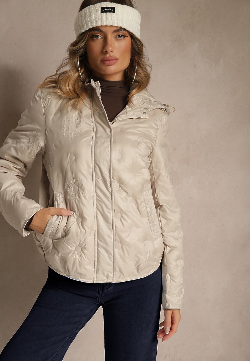 Beżowa Kurtka z Kapturem Ozdobiona Delikatnym Pikowaniem Aravitta