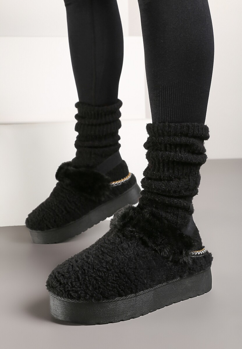 Czarne Futerkowe Śniegowce na Grubej Podeszwie z Gumką na Pięcie Sosena