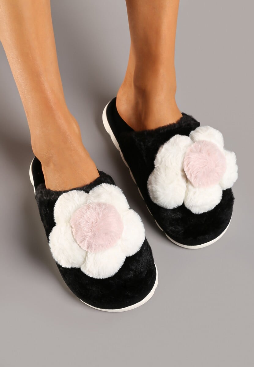 Czarne Kapcie z Futerkiem i Ozdobną Kwiatową Aplikacją Neallith