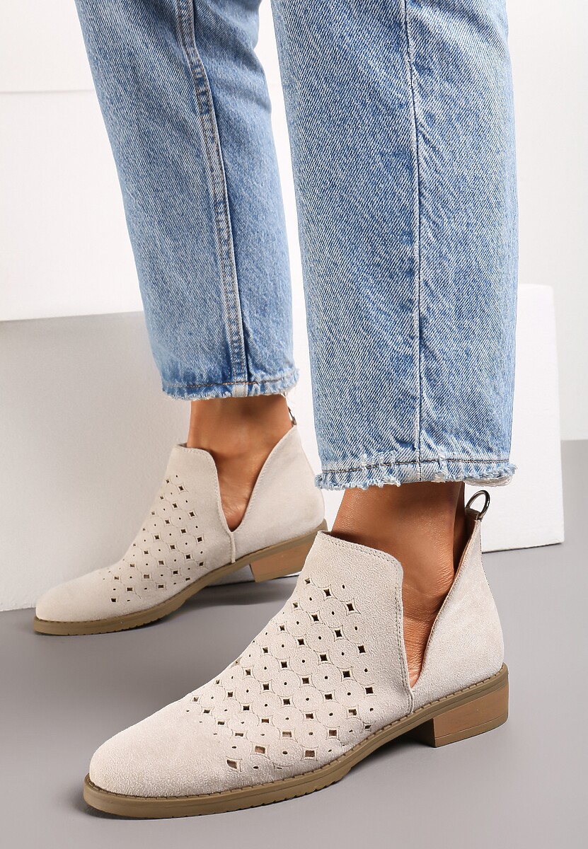 Beżowe Botki Sztyblety z Ażurową Cholewką Ozdobioną Rozcięciem Aniosa