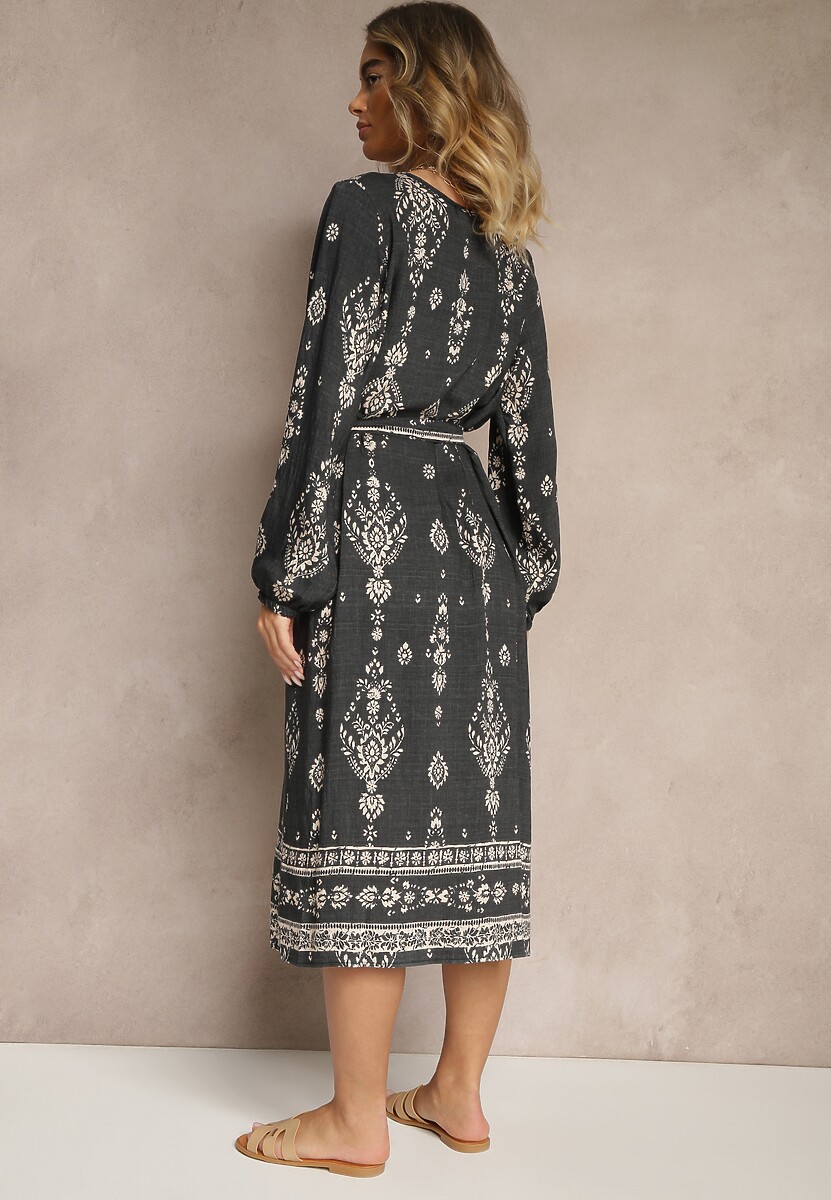 Ciemnoszara Pudełkowa Sukienka Boho w Etniczne Wzory z Paskiem Lisalenea