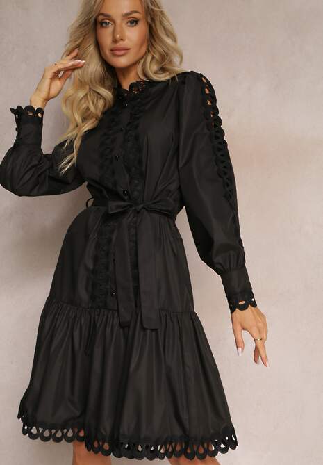 Czarna Sukienka Midi z Ażurowymi Wstawkami i Wiązanym Paskiem Hudo