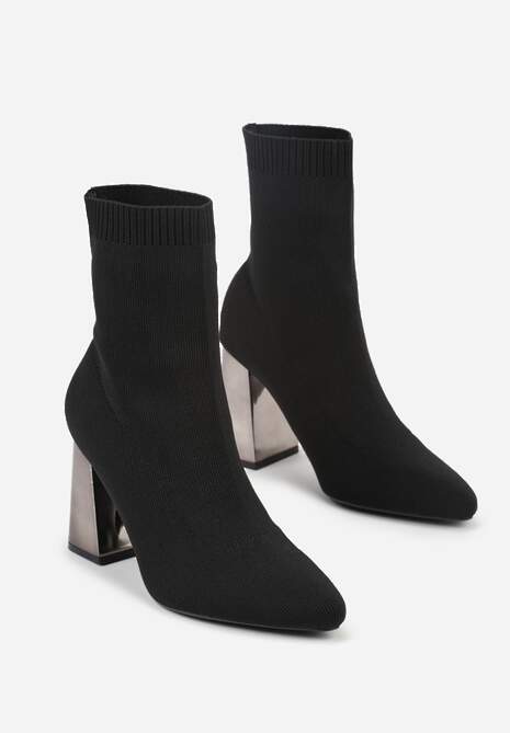 Czarne Skarpetkowe Botki VICES na Słupku w Eleganckim Stylu Rarana