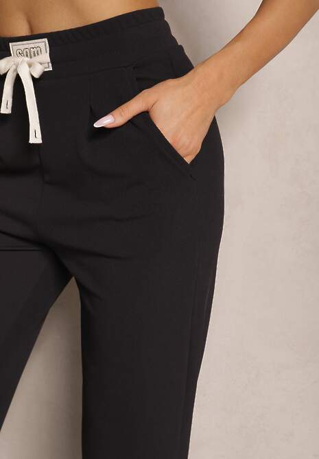 Czarne Spodnie High Waist z Prostą Nogawką i Gumką w Pasie Fadesa