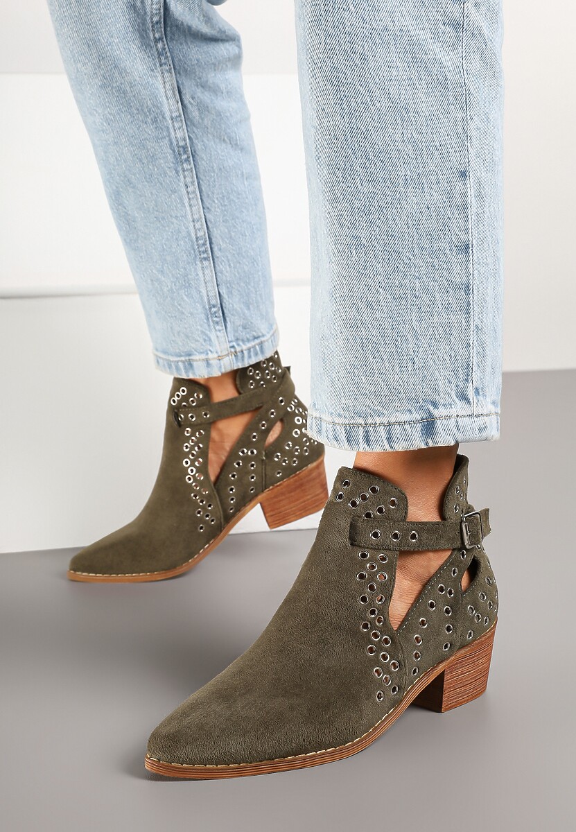 Beżowe Botki Vices na Słupku w Stylu Kowbojek z Metalicznymi Aplikacjami i Wycięciami Virori