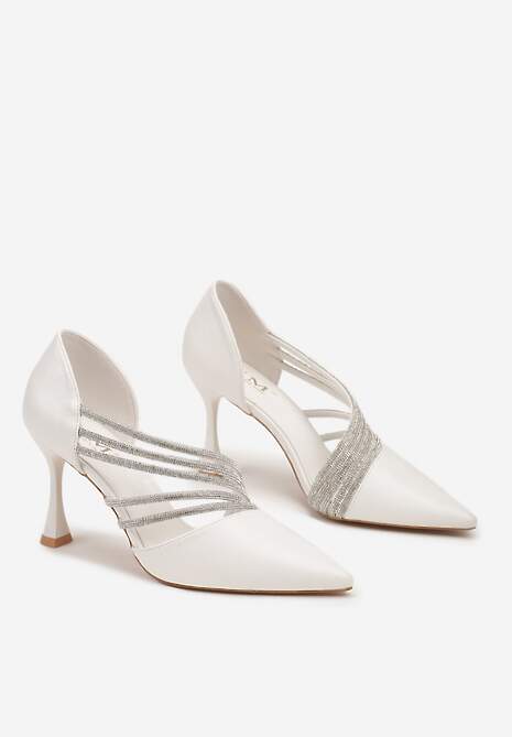 Białe Szpilki w Eleganckim Stylu Ozdobione Paskami z Cyrkonii Ettaisa