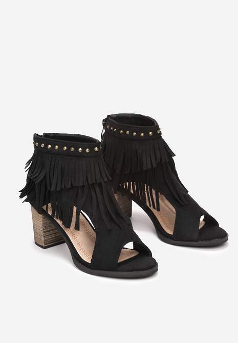 Czarne Sandały za Kostkę z Frędzlami i Ćwiekami Inayat