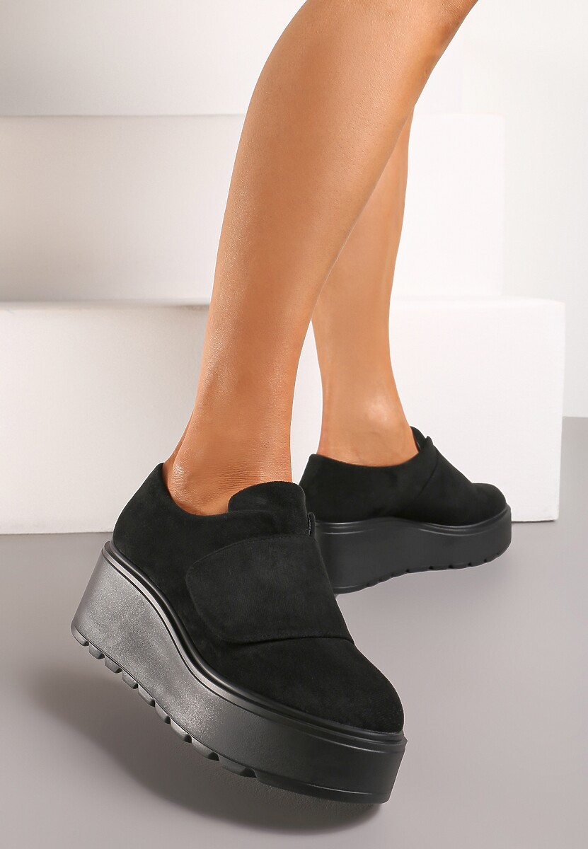 Czarne Półbuty na Koturnie z Platformą i Zapięciem na Rzep Weara