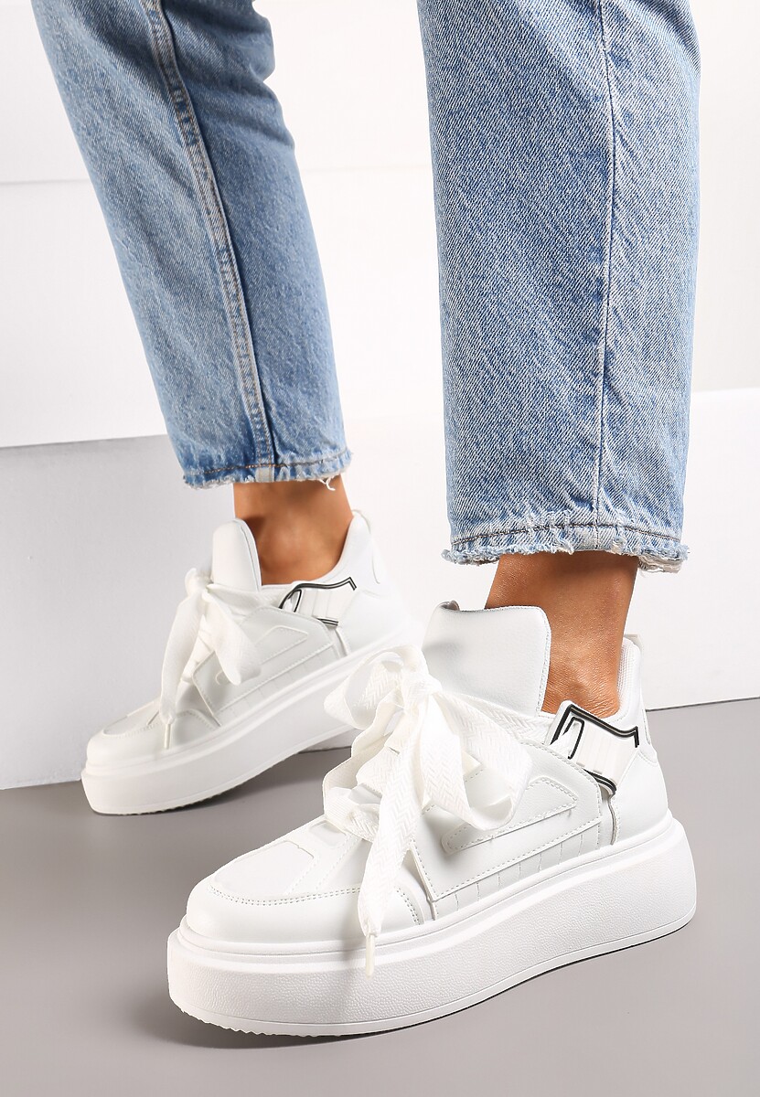 Białe Sneakersy Na Niskiej Platformie z Szerokimi Sznurówkami we Wzorek Vidira