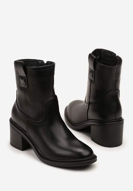 Czarne Botki Vices na Słupku Ozdobione Aplikacją Liter Lorrise