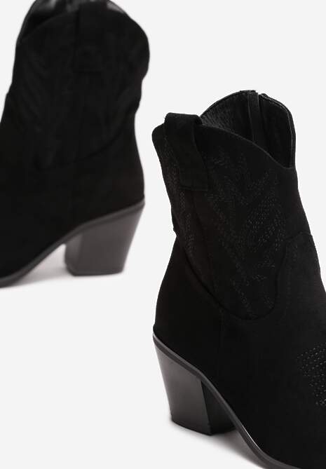 Czarne Botki Kowbojki z Haftem na Stożku Pomna