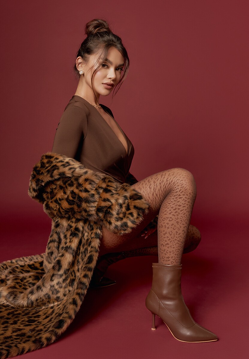 Czarne Botki na Szpilce z Dopasowaną Cholewką Hilila