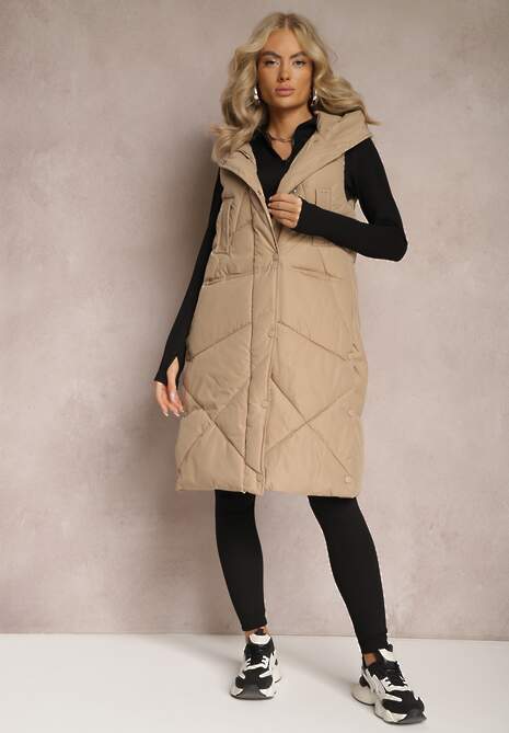 Beżowa Pikowana Kamizelka o Długim Kroju z Nieodpinanym Kapturem Naiarres