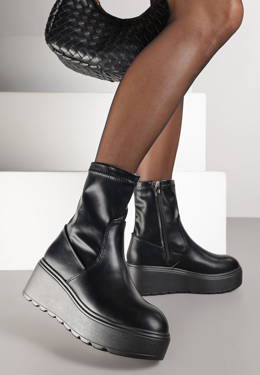 Czarne Botki Vices na Platformie w Stylu Grunge z Dopasowaną Cholewką Faleirae
