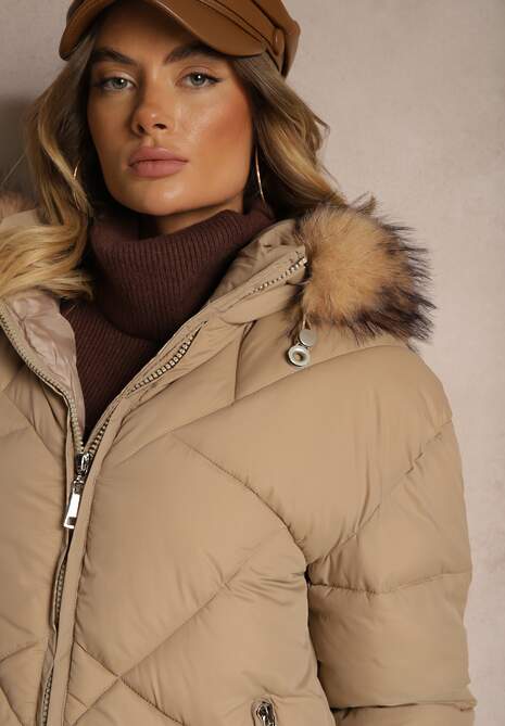 Ciemnobeżowa Kurtka z Pikowanymi Przeszyciami Kapturem i Rozcięciami na Napy Tintovia