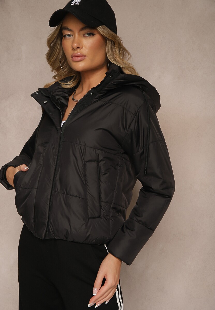 Jasnofioletowa Kurtka z Szerokim Pikowaniem i Nieodpinanym Kapturem Ninilira