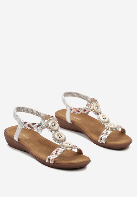 Srebrne Sandały w Stylu Boho Ozdobione Plecionymi Paskami i Kryształkami Wiatrixa