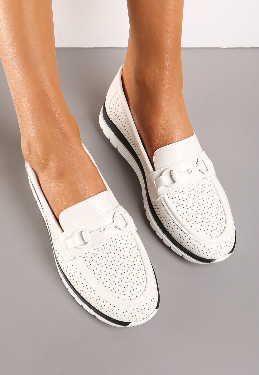 Białe Ażurowe Mokasyny z Klamerką Picila
