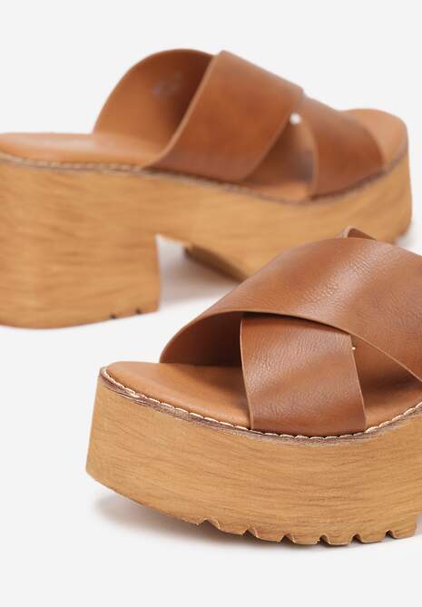 Brązowe Klapki na Niskim Słupku i Platformie z Szerokimi Paskami i Odkrytym Noskiem Rheia