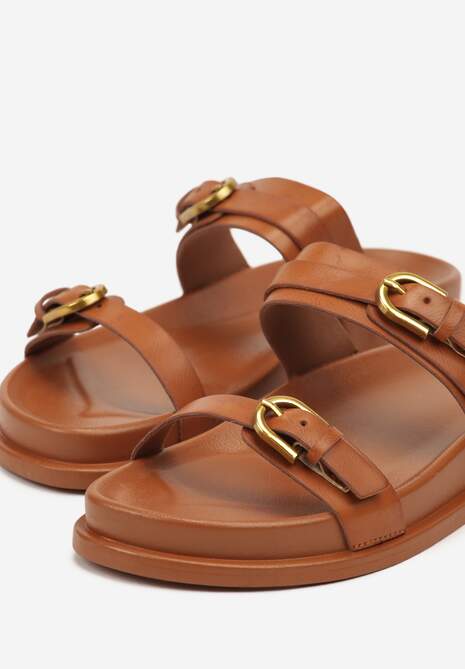 Brązowe Klapki Ozdobione Dwoma Paskami i Klamrami Danirisla