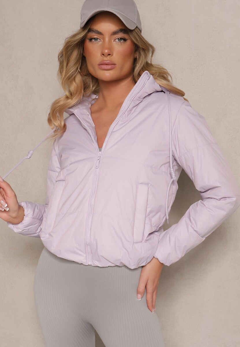 Jasnofioletowa Pikowana Kurtka z Odpinanym Kapturem z Tkaniny Kaliran
